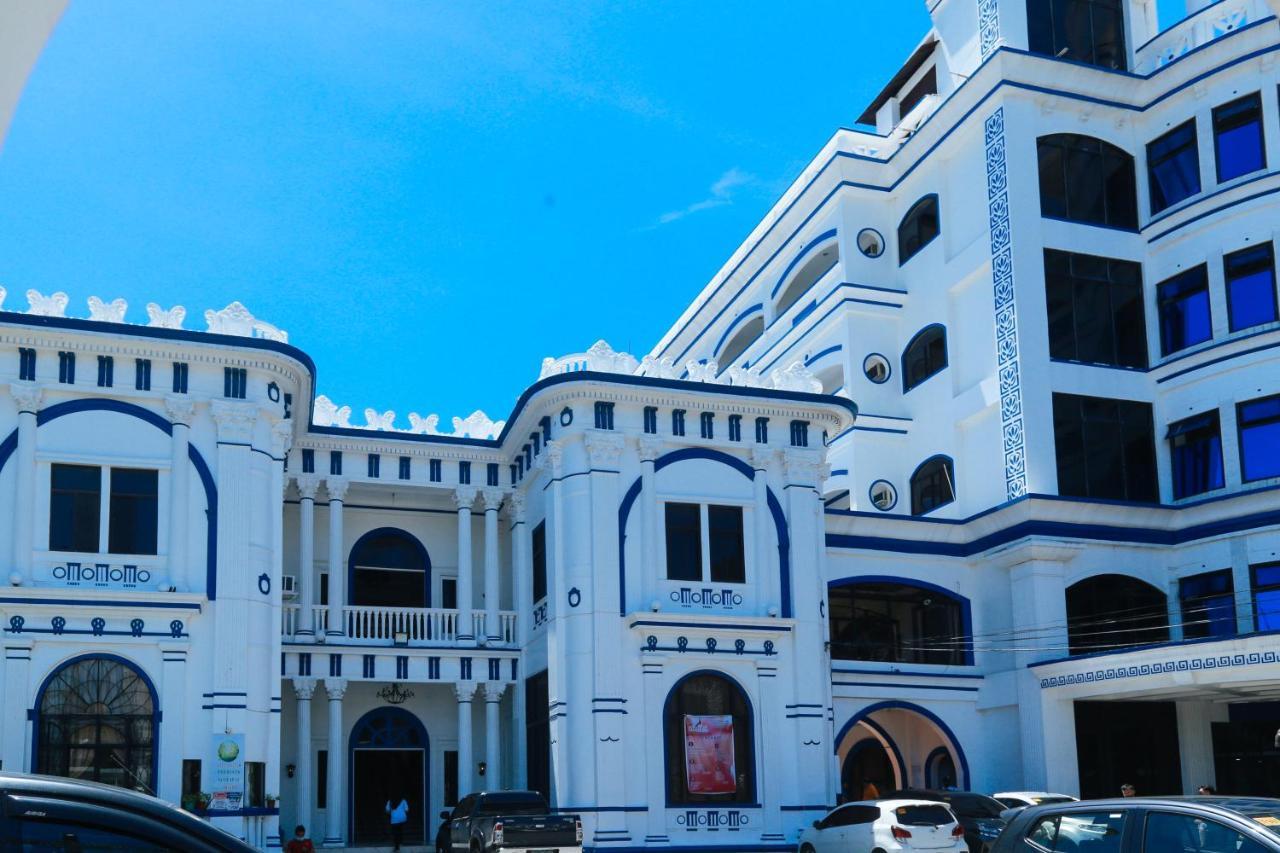 Reddoorz Plus @ Castle Chateau Iloilo Exteriér fotografie